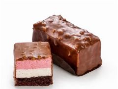 Пирожное Брауни с малиной вес 965 гр